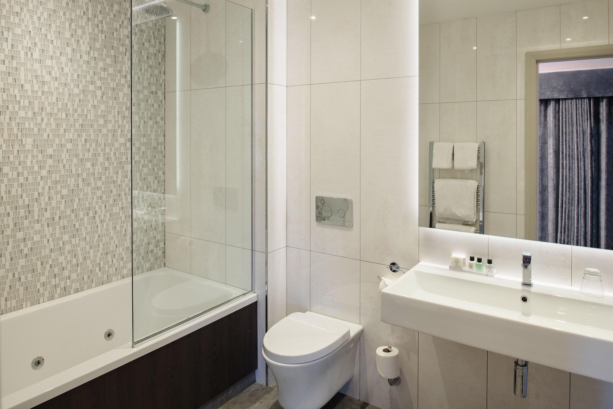 Dalmeny Park House Hotel Barrhead Экстерьер фото